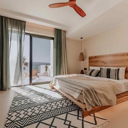 아파트 Ostrako Beachside