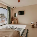 Apartment Ostrako Beachside *