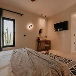Apartment Ostrako Beachside